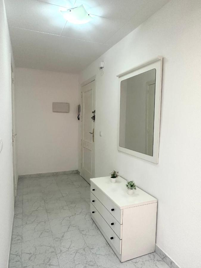 Apartamento Estudio A 1 Minuto De La Playa Torrevieja Exterior foto