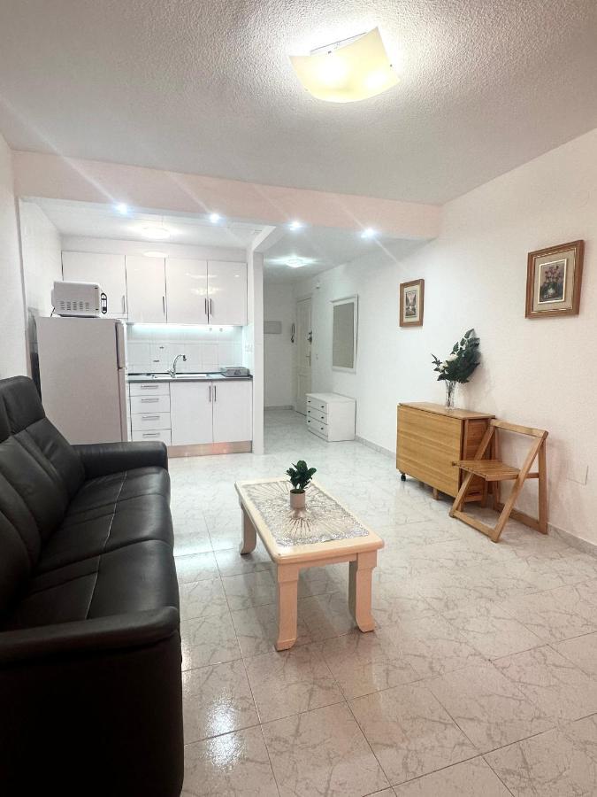 Apartamento Estudio A 1 Minuto De La Playa Torrevieja Exterior foto