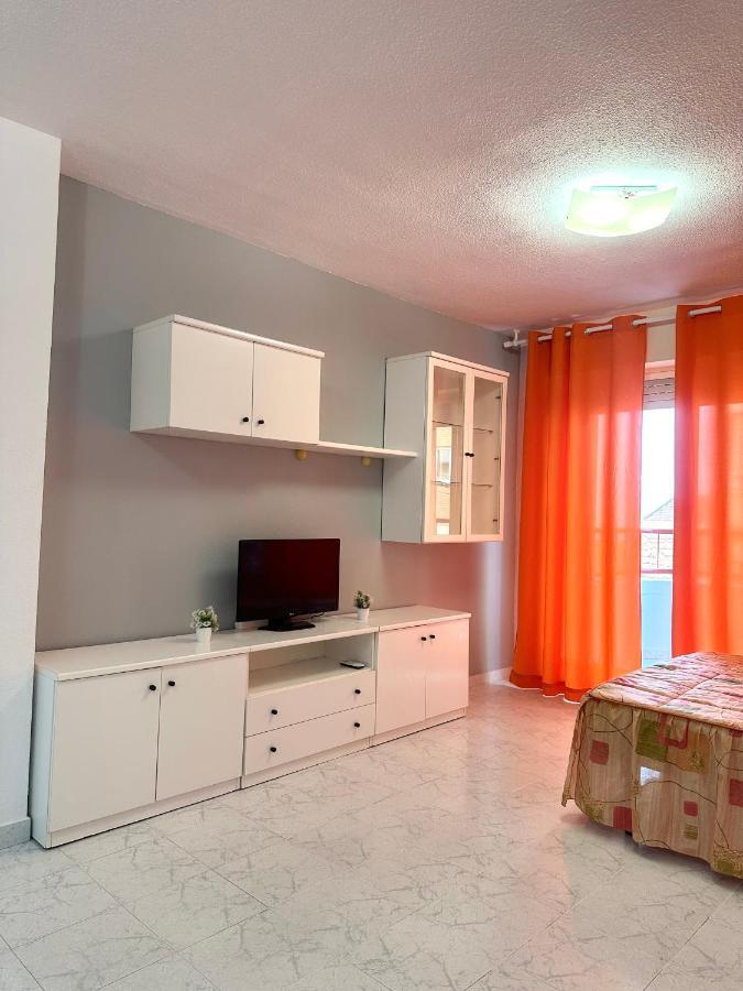 Apartamento Estudio A 1 Minuto De La Playa Torrevieja Exterior foto